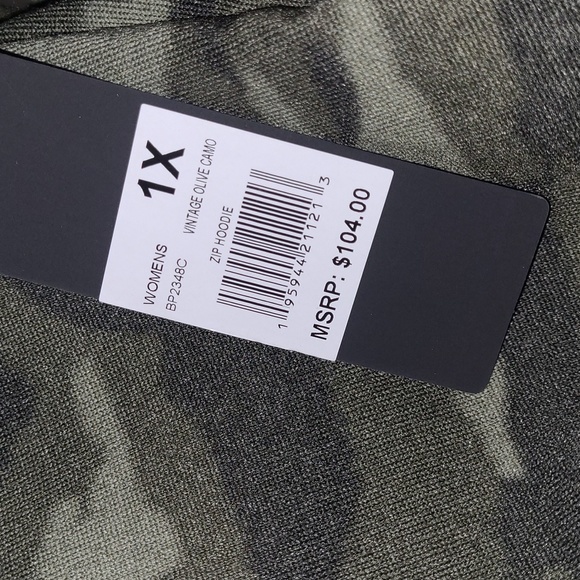 💕NWT BeBe Sport Camo Zip Hoodie💕Size 1X - Picture 8 of 8